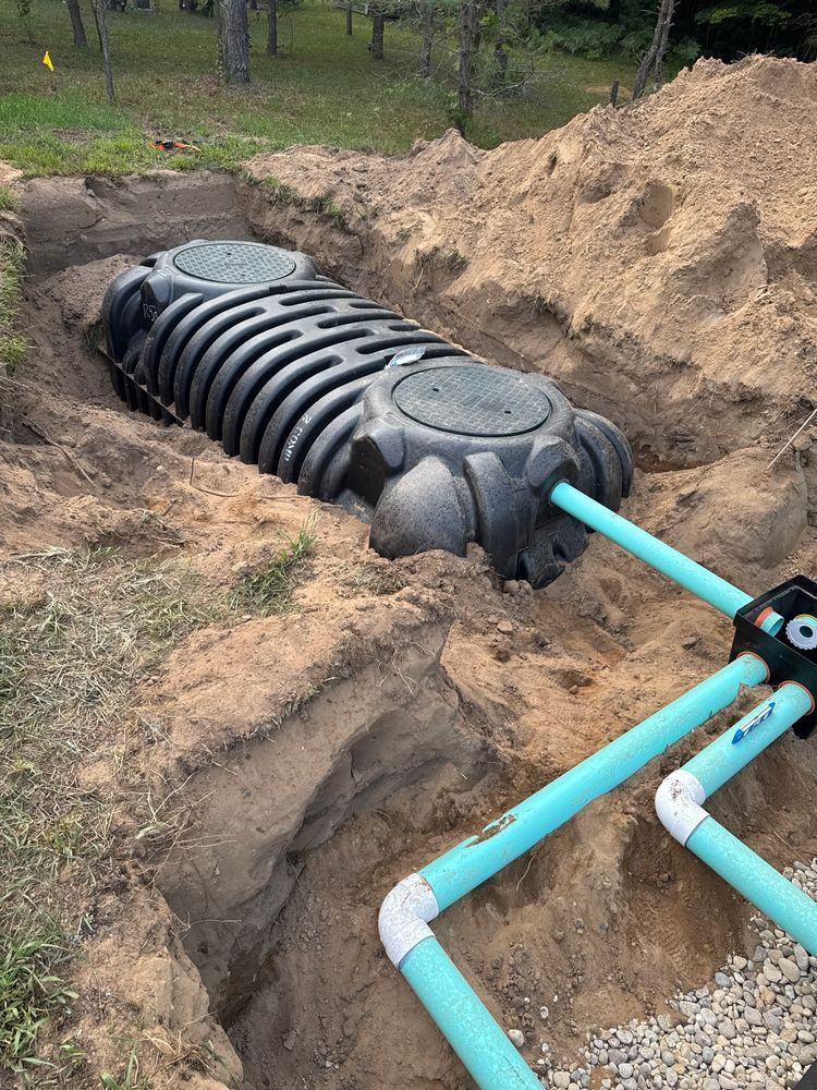 Tank lids and piping